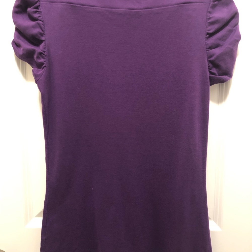 RW & Co. Ruched shoulder t-shirt - Picture 2 of 4
